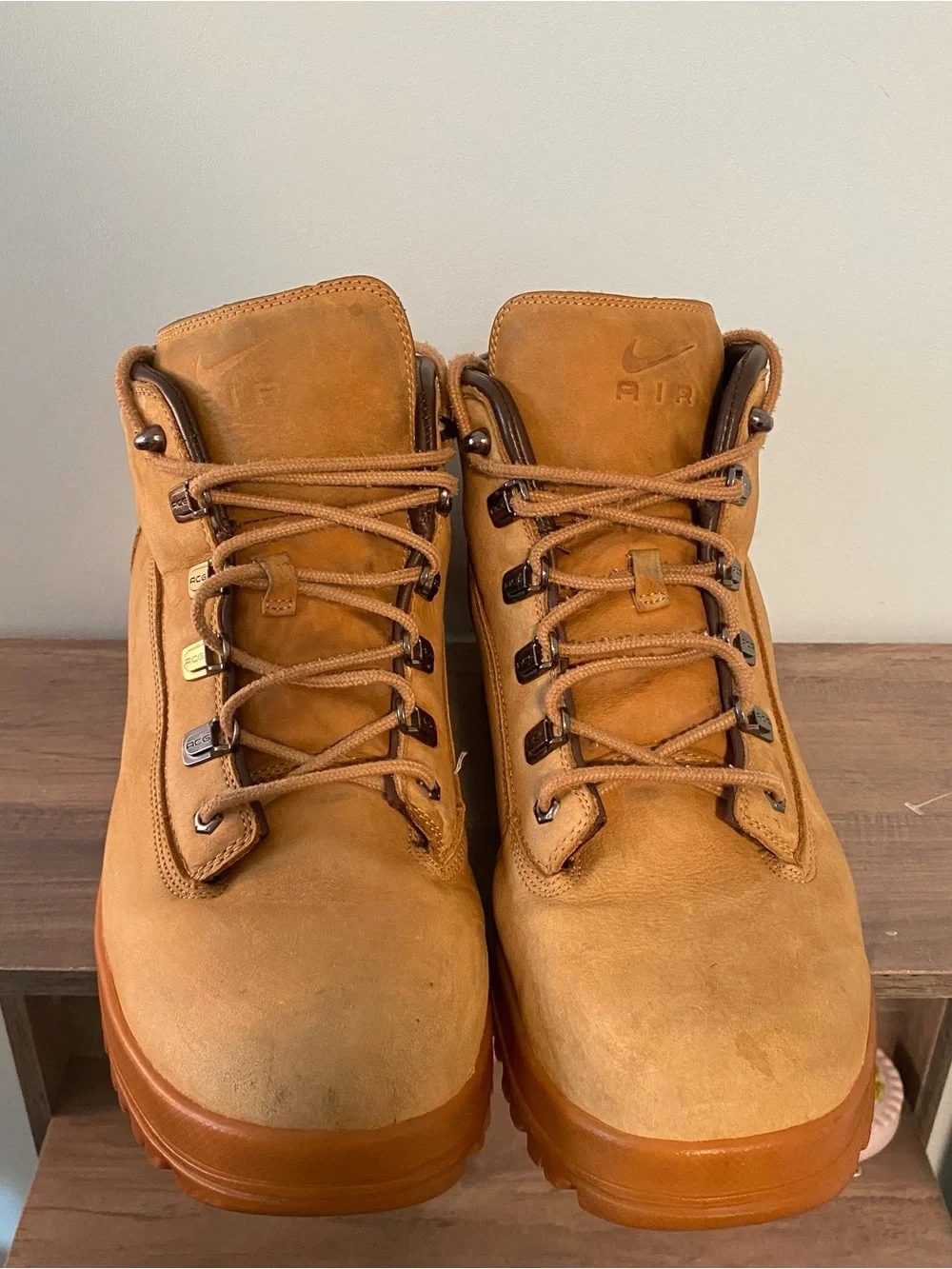 VTG Mens NIKE ACG Lace Up Hiking Combat Army Work Boots Brown Leather Size 12